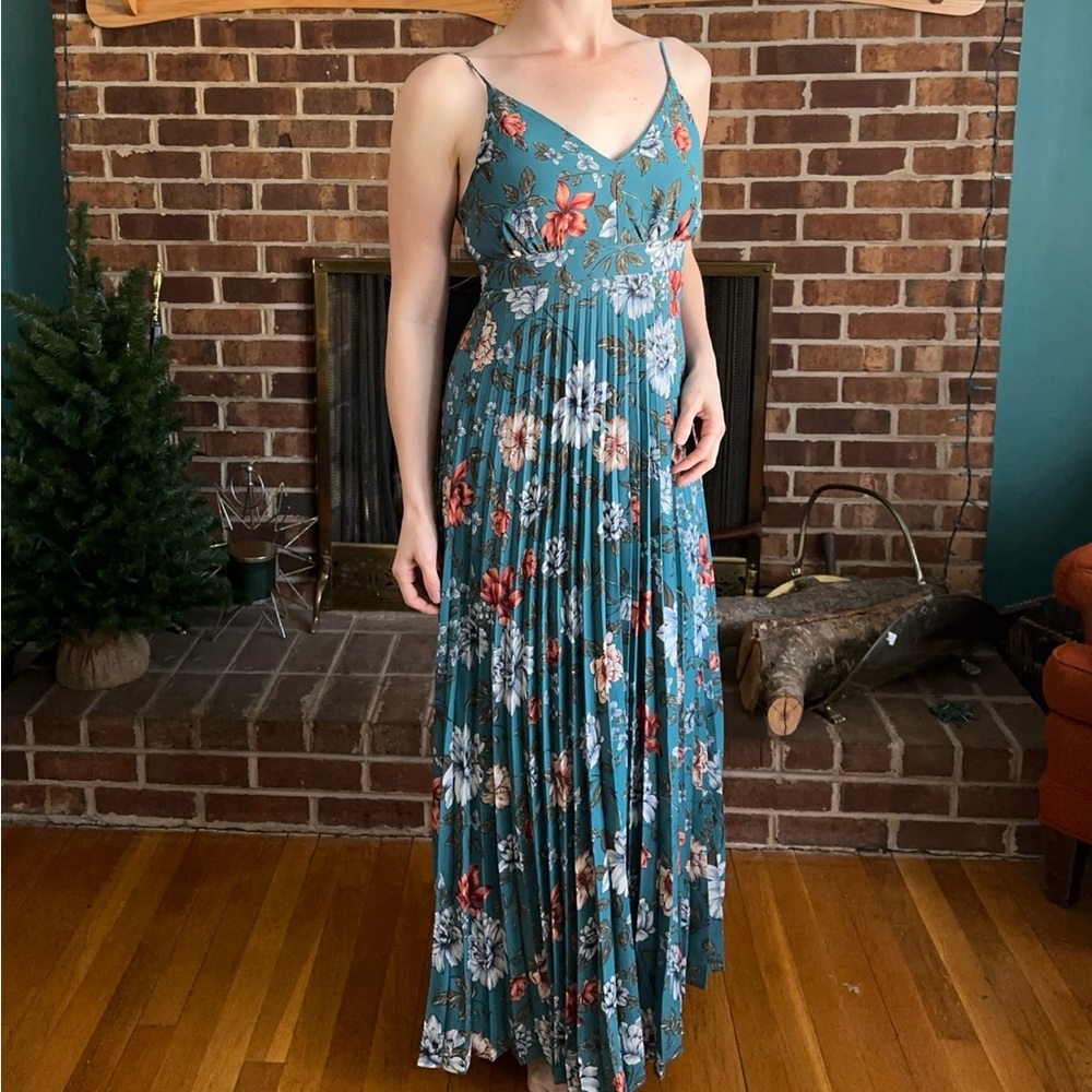 Jessica Simpson summer evening dress